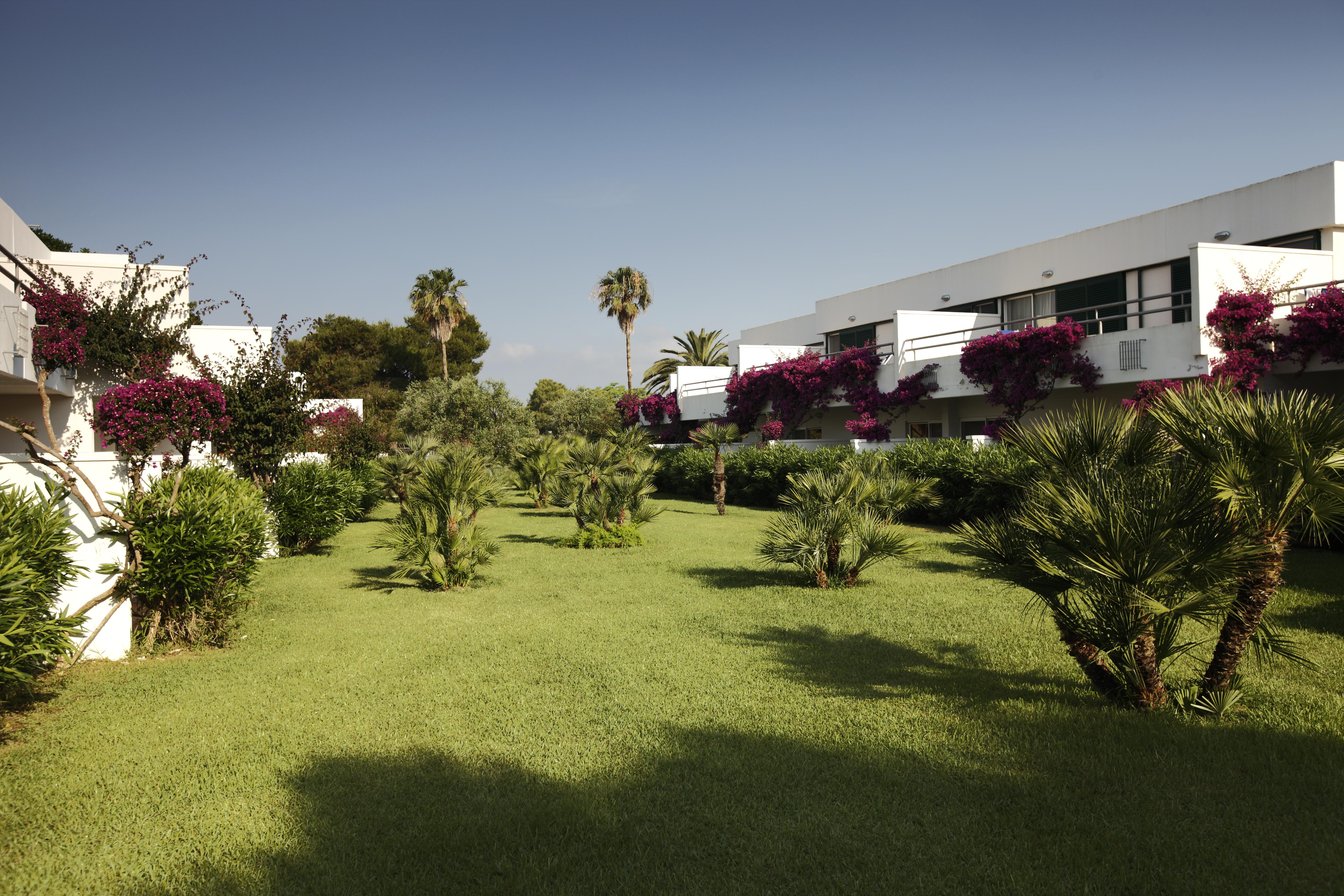 Robinson Apulia Hotel อูเจนโต ภายนอก รูปภาพ